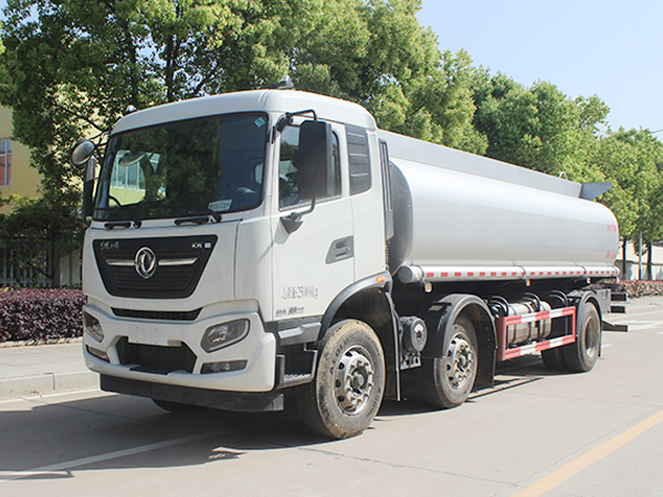 食用油運(yùn)輸車(chē)
